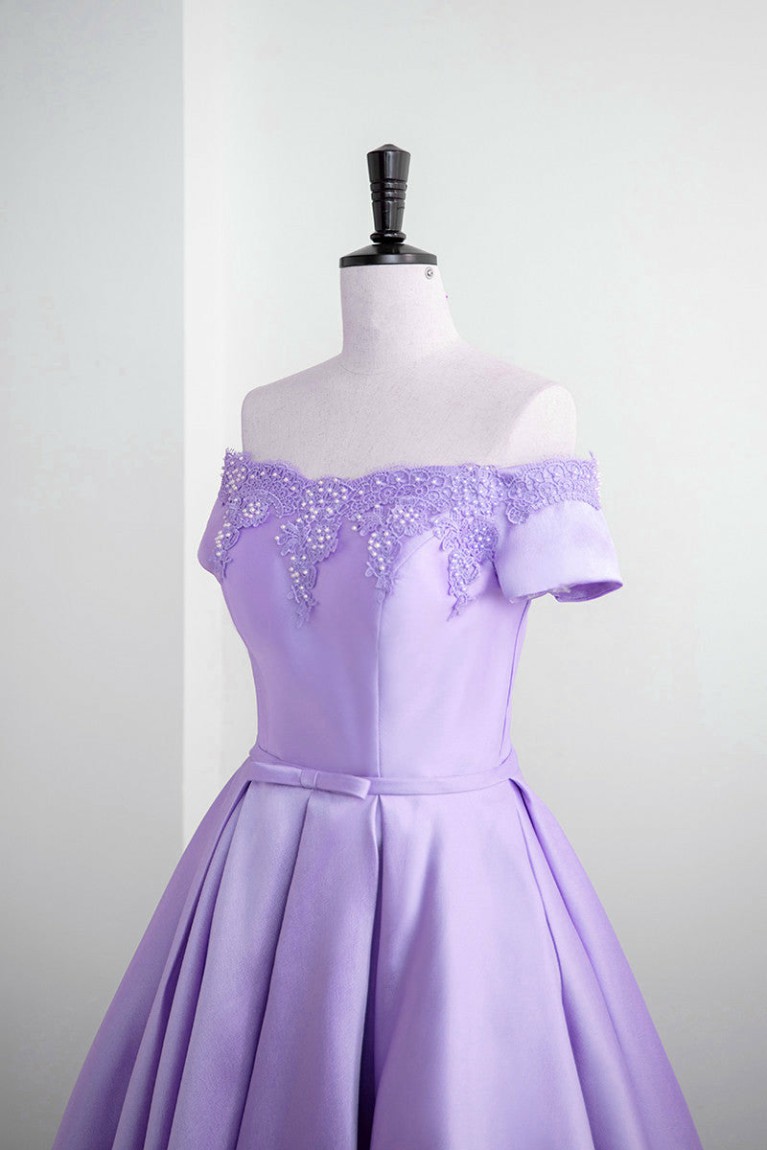 Light Purple Satin Short Party Dresses with Lace, Cute Short Homecoming Dresses